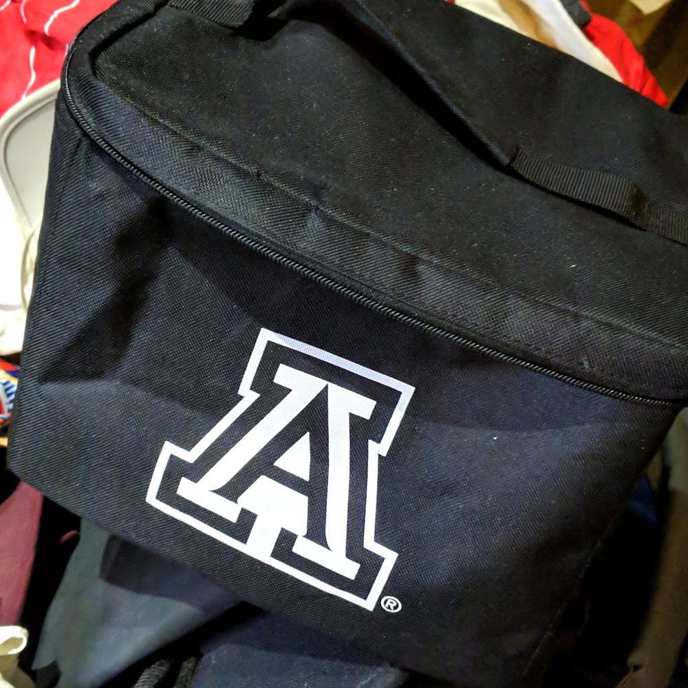 UofA Zipped Cooler Bag